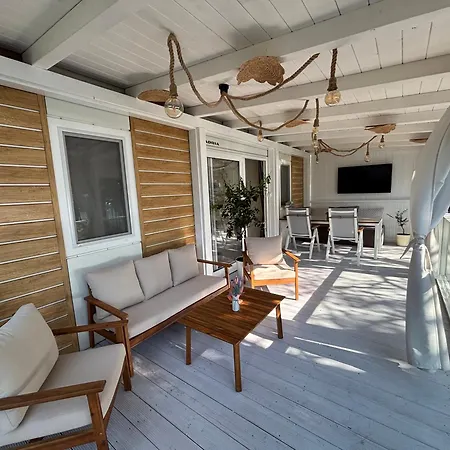 Dream Escape Mobile Водице